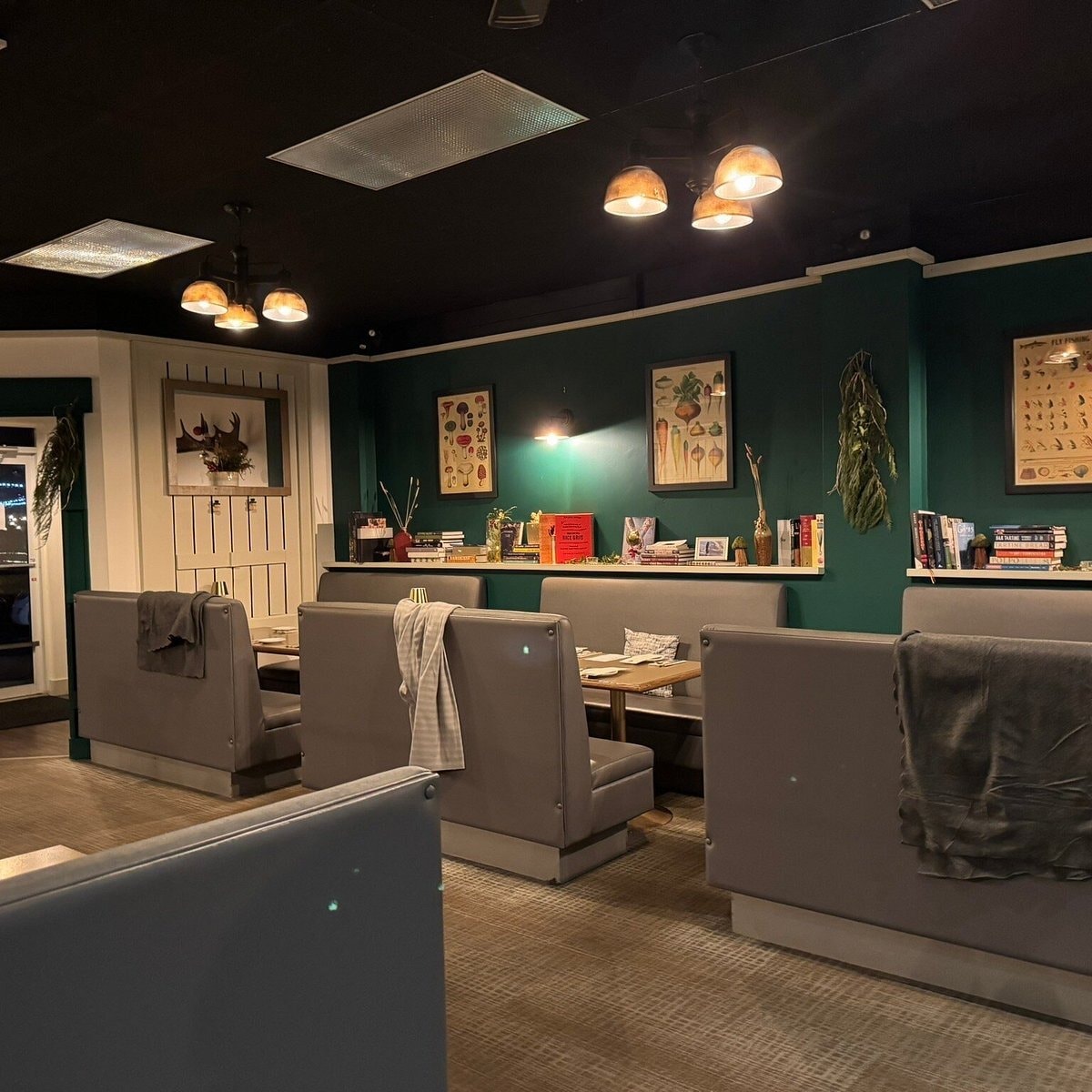 Nomad Social Eatery