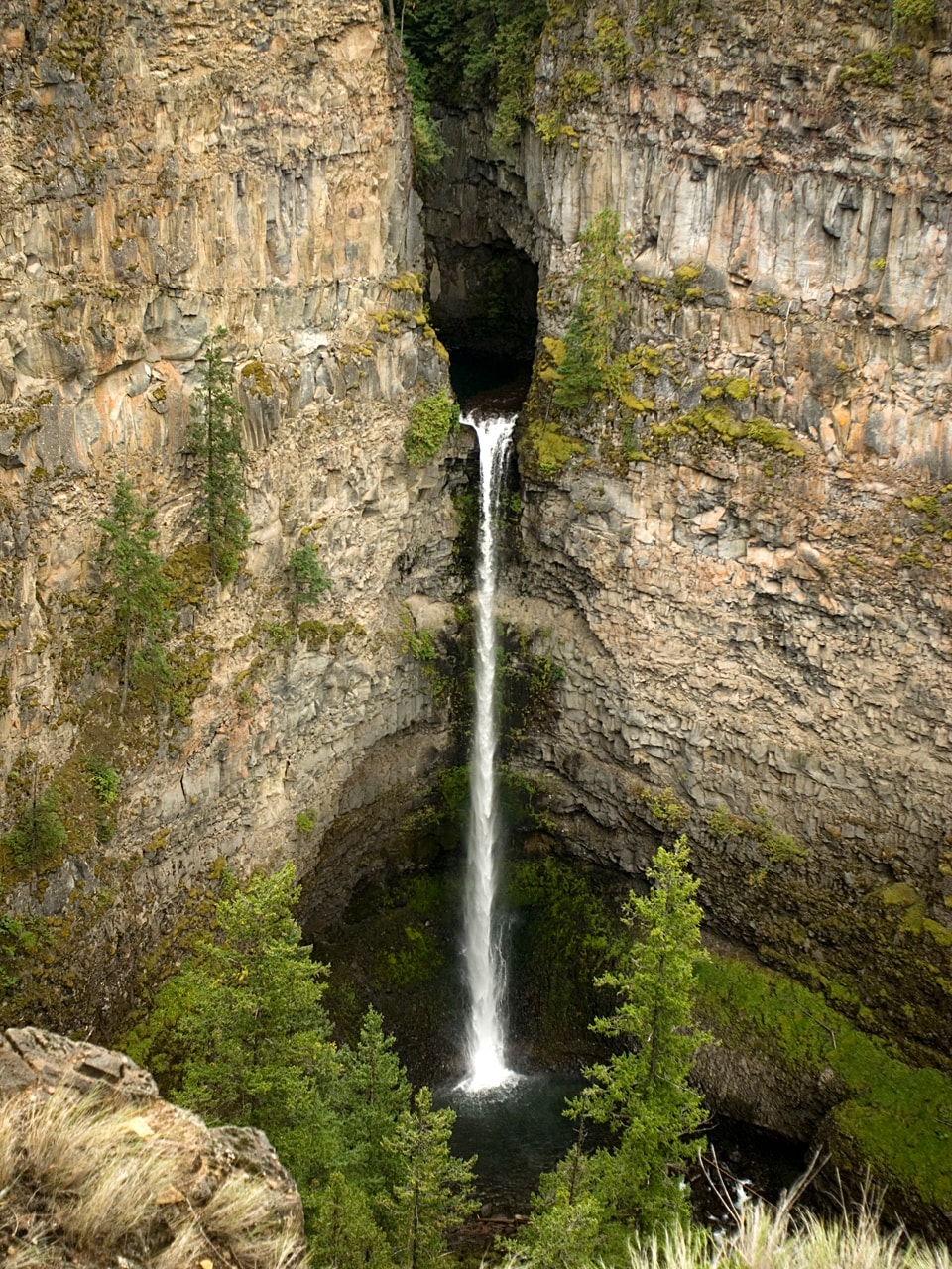 Spahats Creek Falls